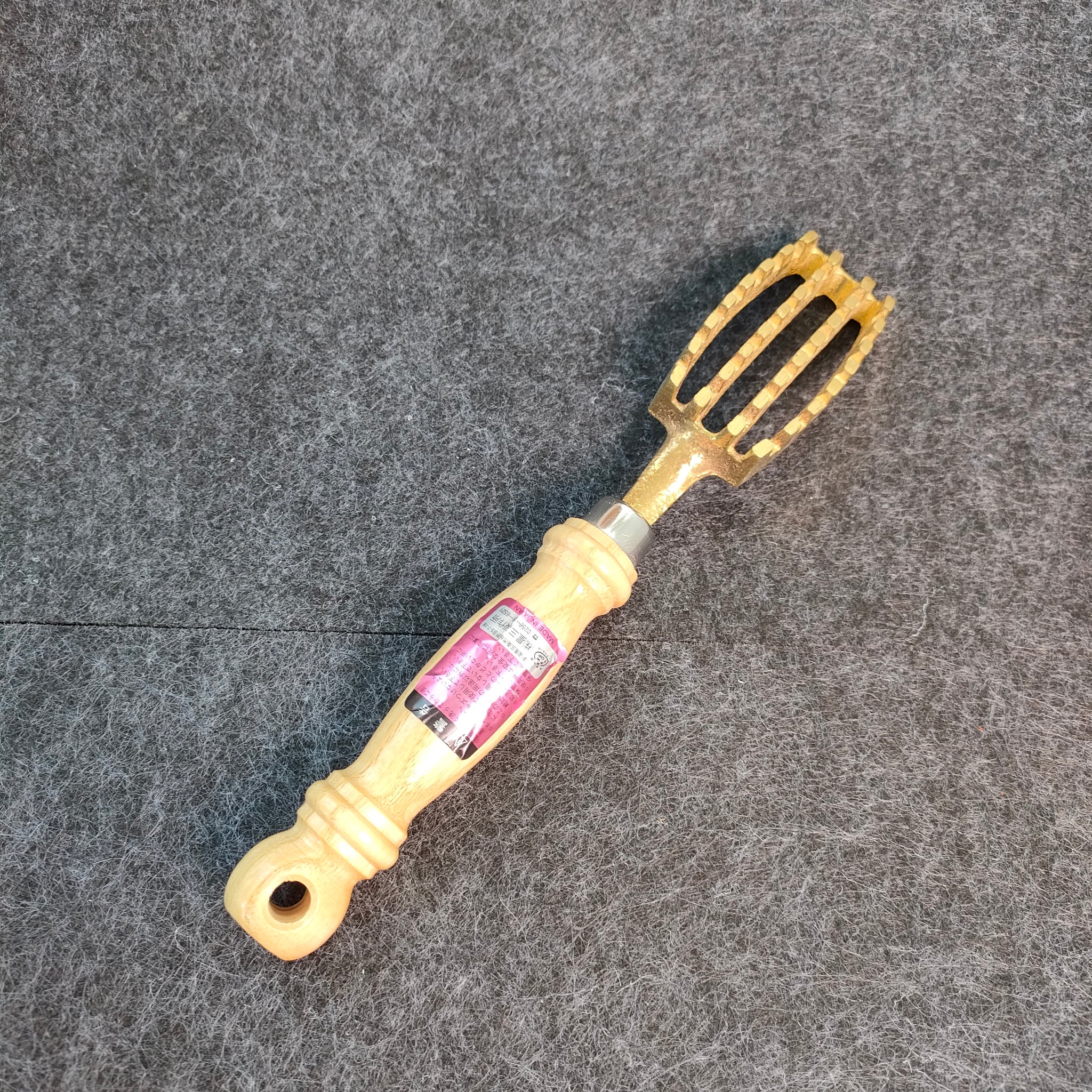 Fish Scaler Brass