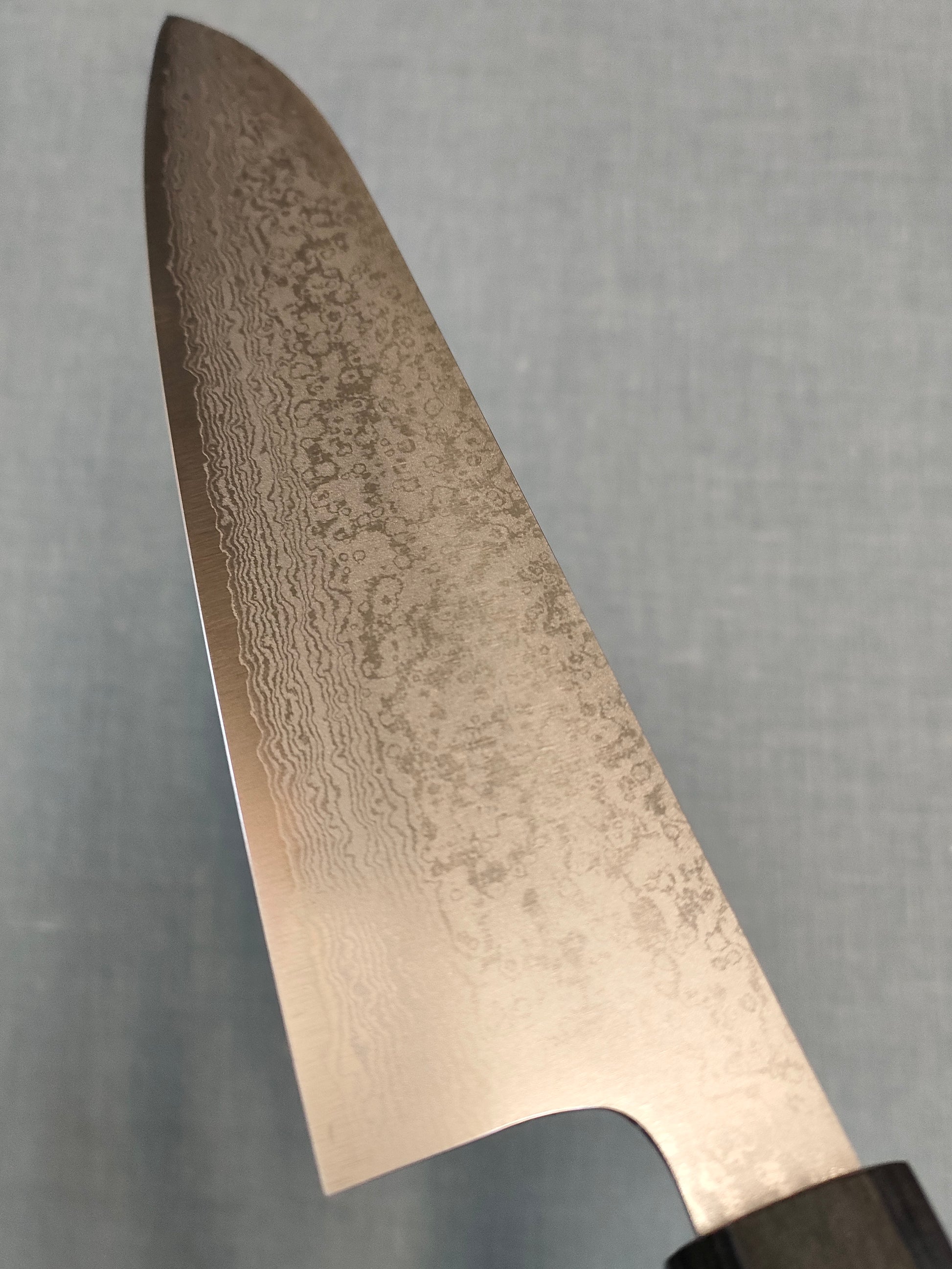 Makoto Kurosaki | Gyuto 210mm | VG7 Damascus | Ebony