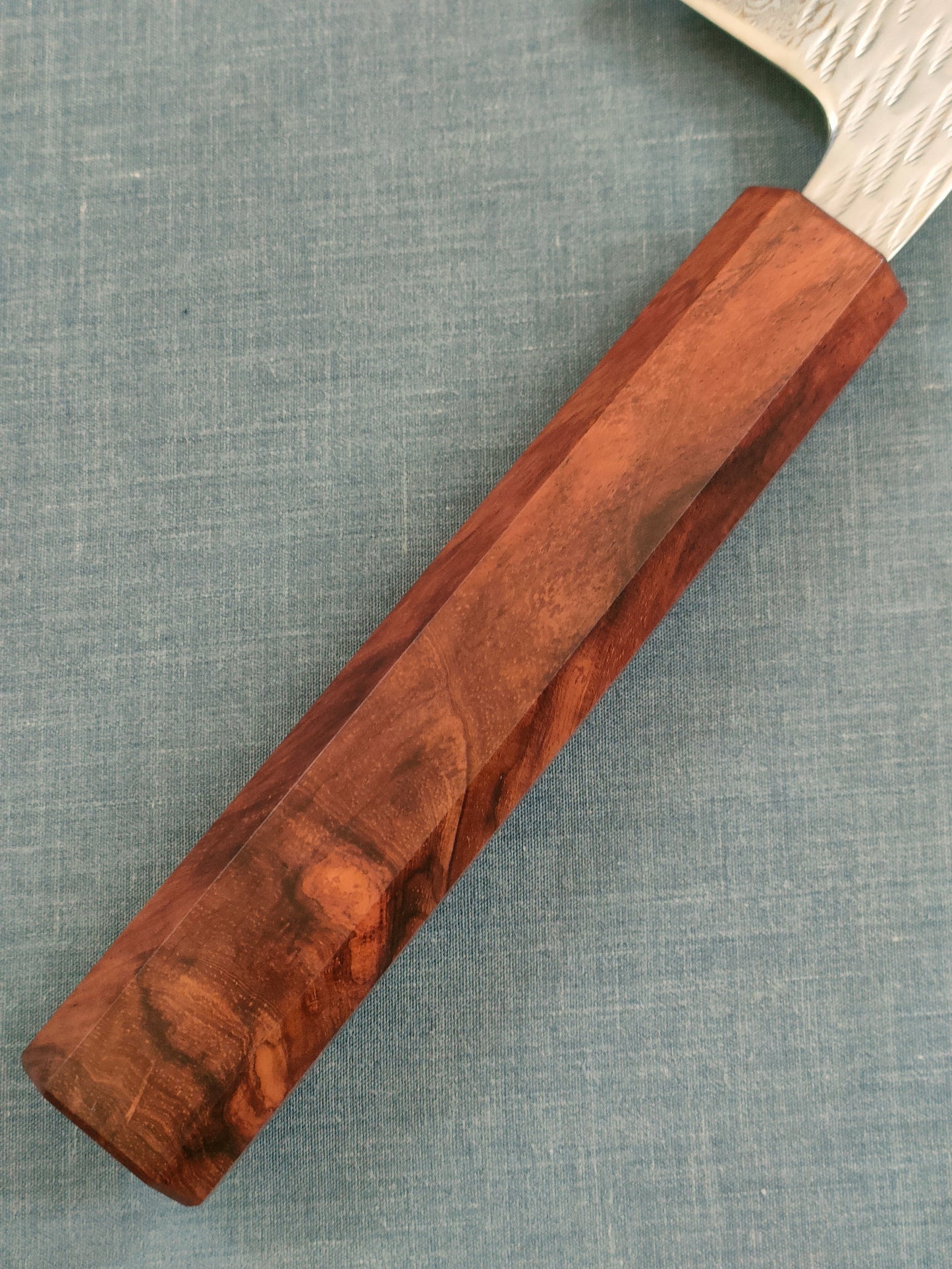 Tsunehisa | AUS10 Nawame Santoku | Rosewood