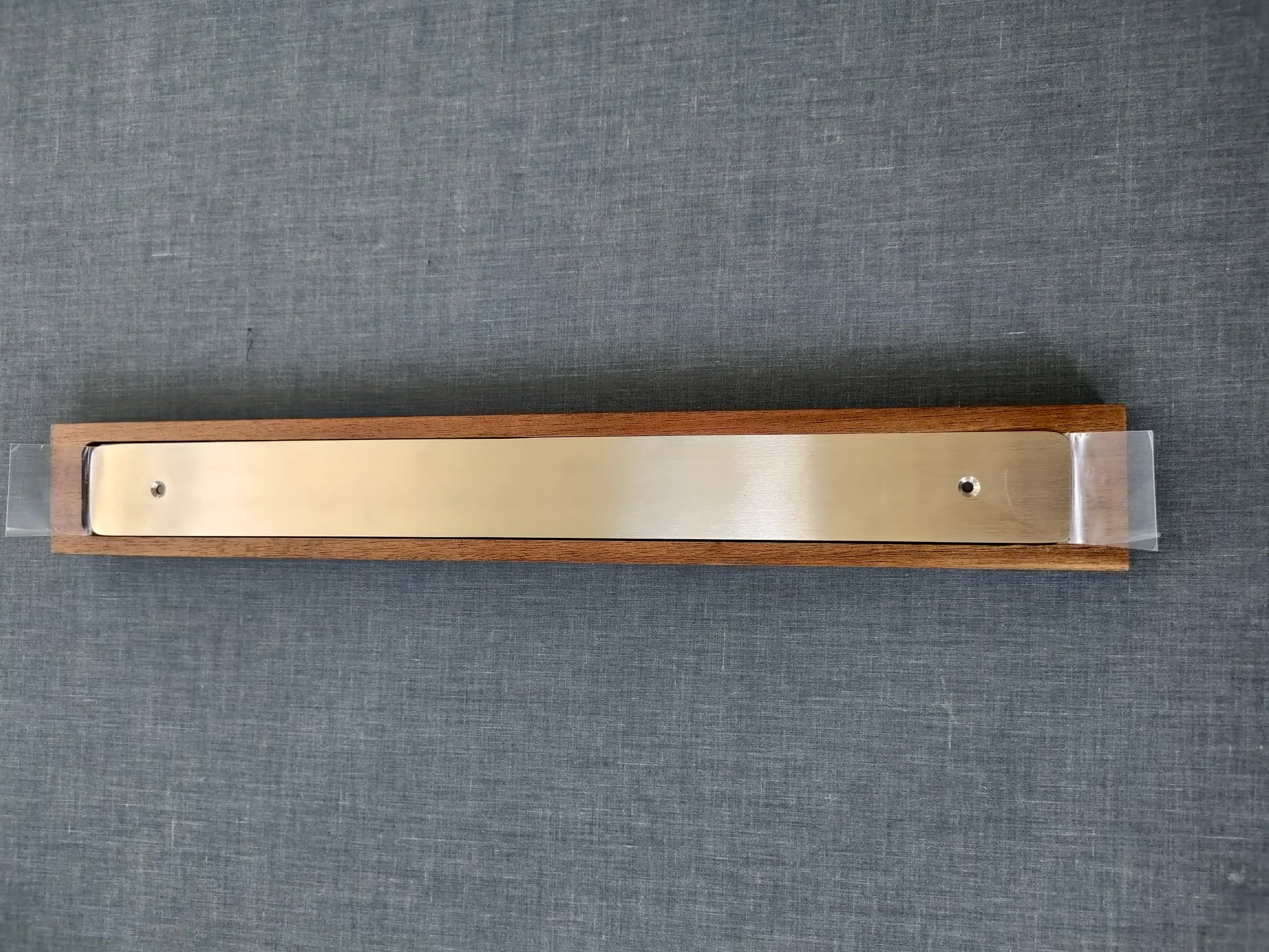 Knife Holder | Magnetic Acacia wood