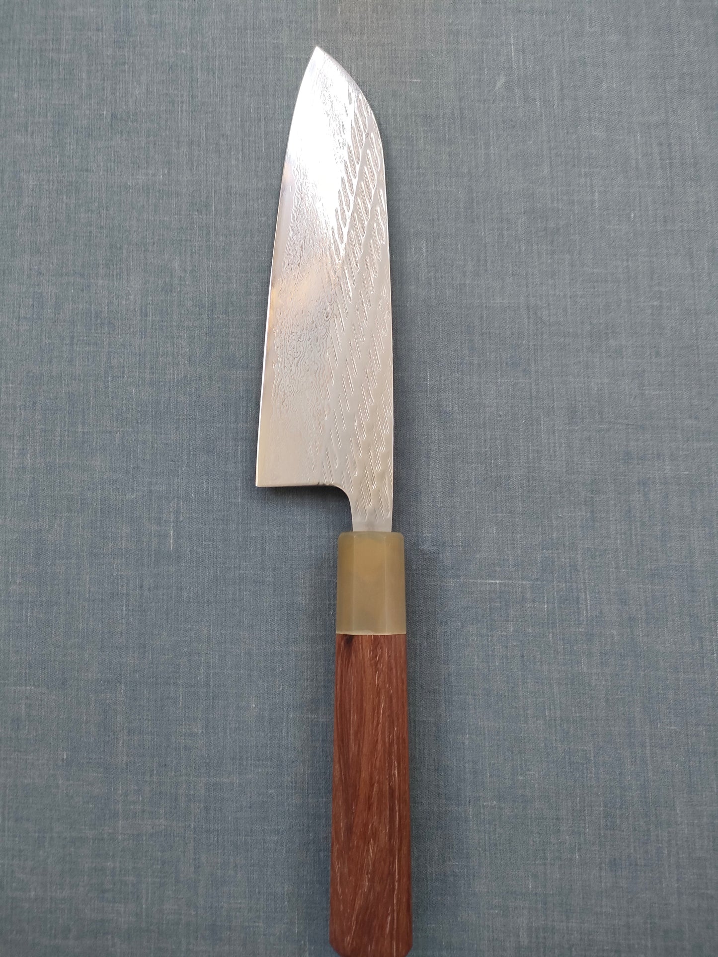 Tsunehisa | AUS10 Nawame Santoku | Rosewood Horn