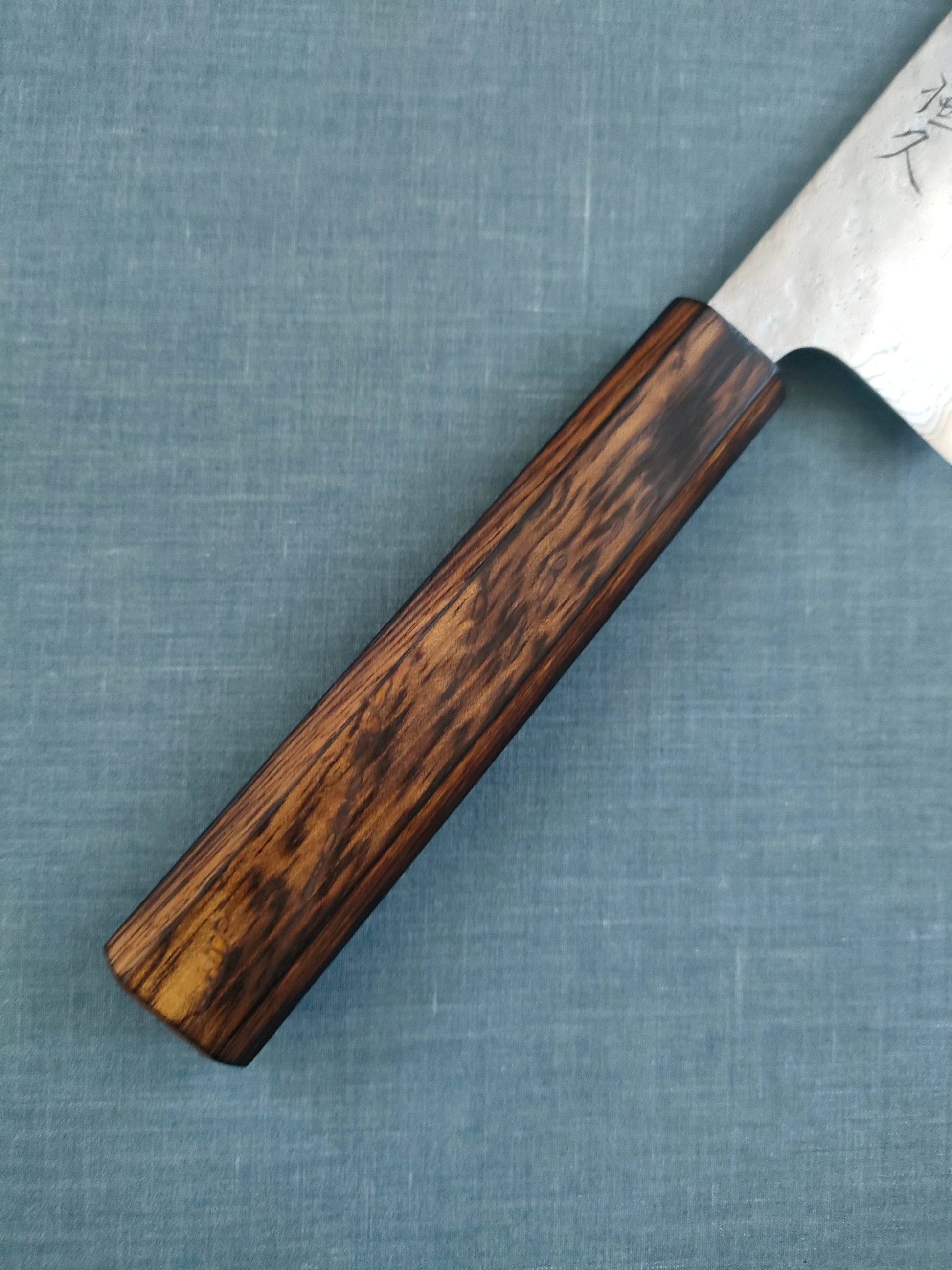 Tsunehisa | 440C Damascus Tsuchime | Guyto 210mm | Oak Baikoku