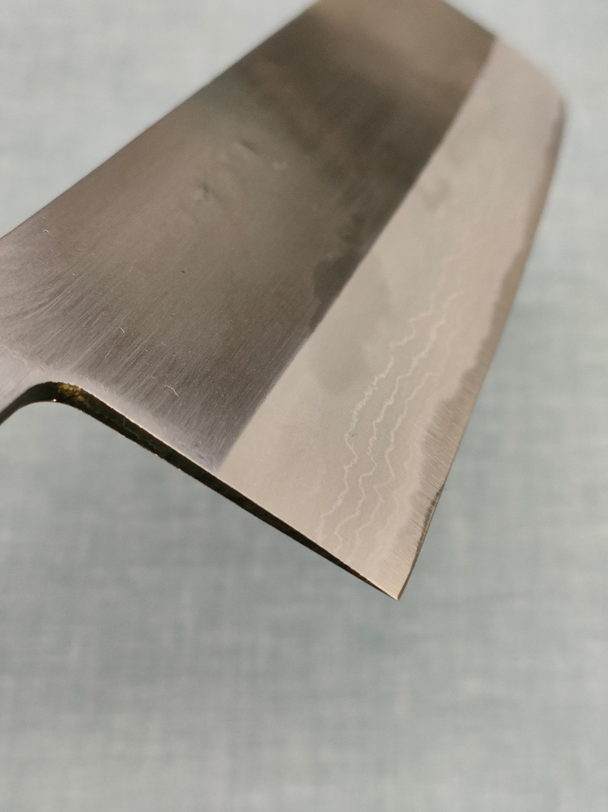 Hidari Yorimitsu | Nishigata Nakiri 165mm | Carbon Steel Damascus