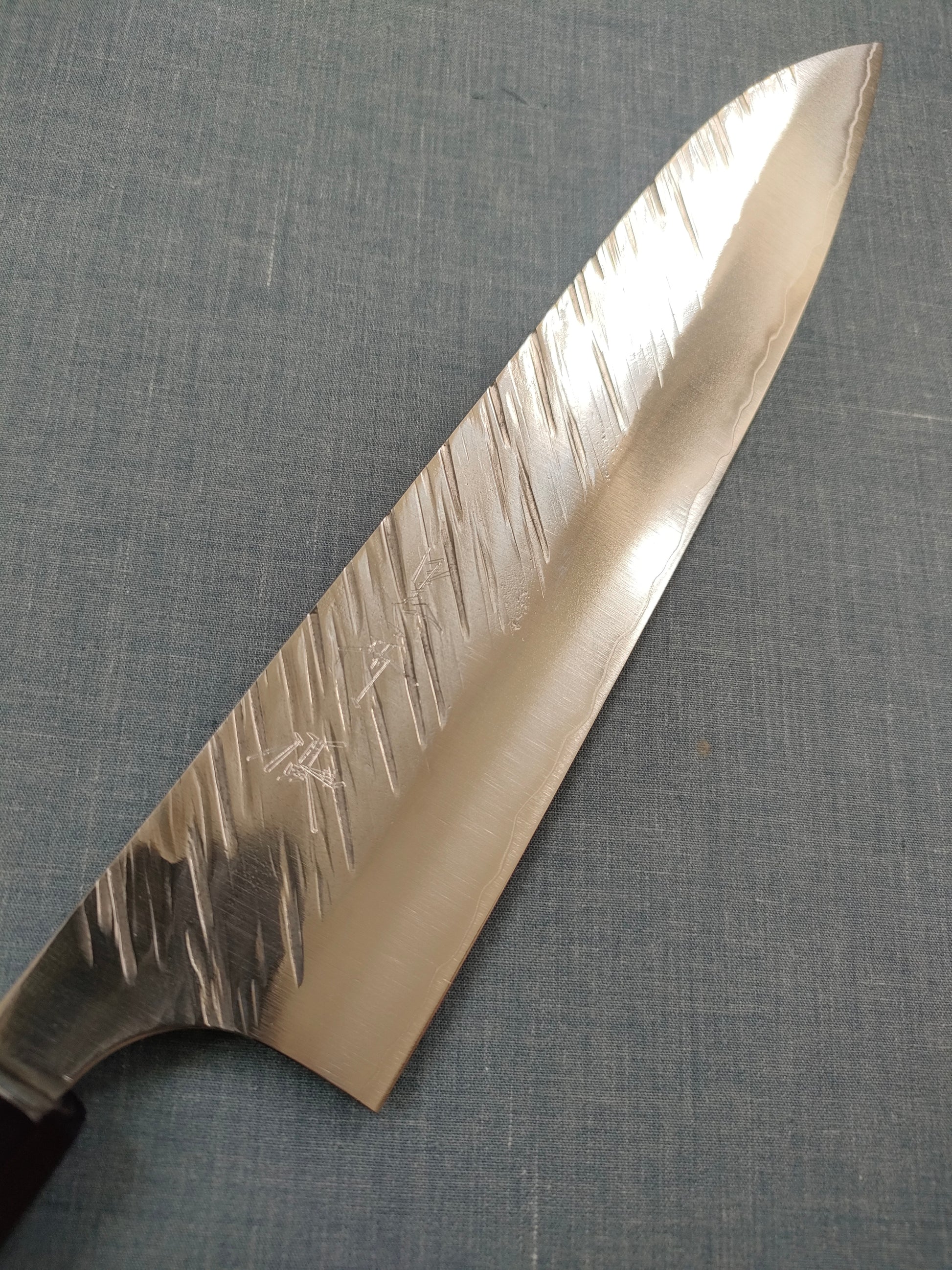 Yu Kurosaki | Fujin 210 Gyuto SG2 | Ebony & Horn