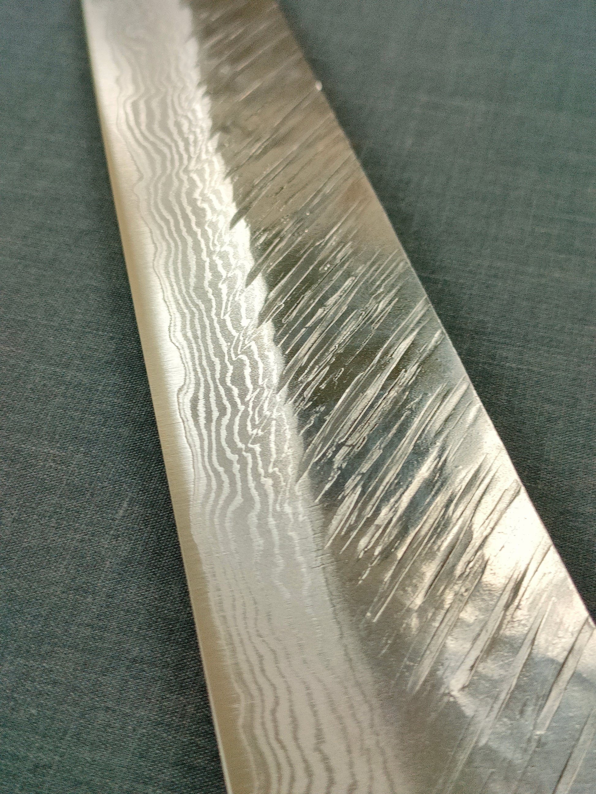 Yu Kurosaki | VG10 Damascus Fujin | Sujihiki 240mm | Ebony Horn