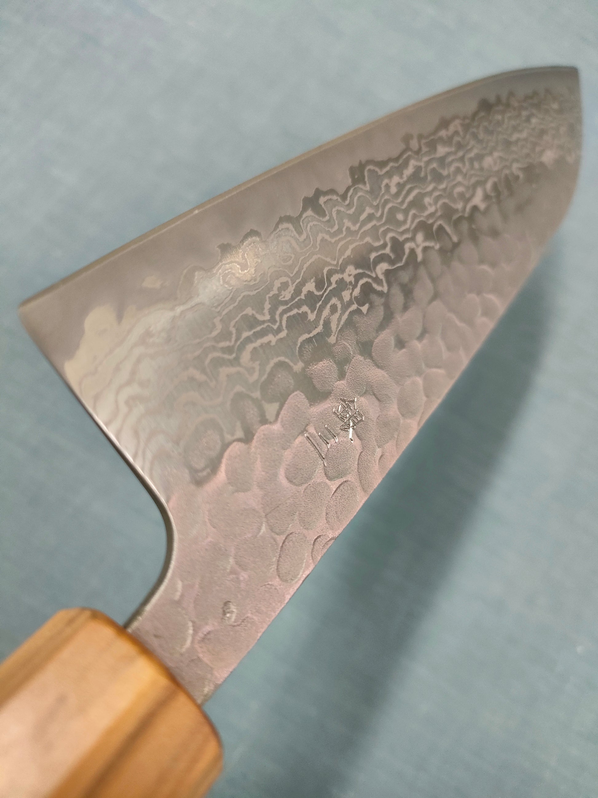 Tsunehisa | Santoku 165mm | Ginsan 3 Damascus | Tsuchime