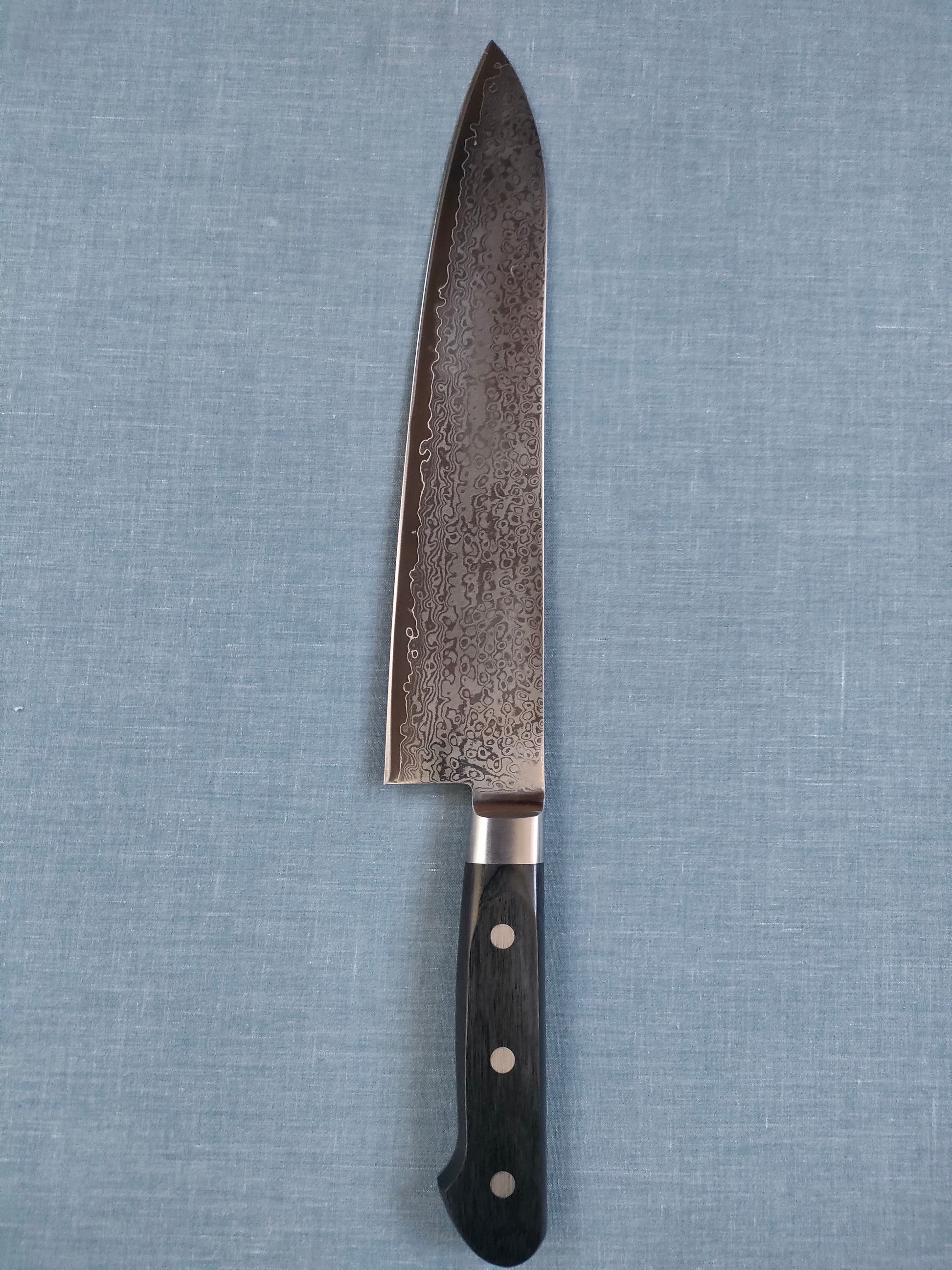 Tsunehisa | VG10 33 Layer Damascus | Guyto 240mm