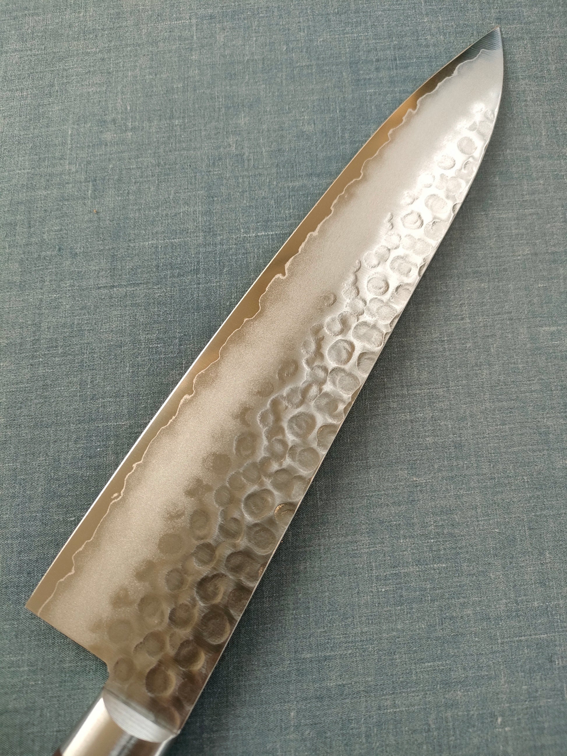 Tsunehisa | VG10 Tsuchime | Gyuto 210mm | Brown Pakka