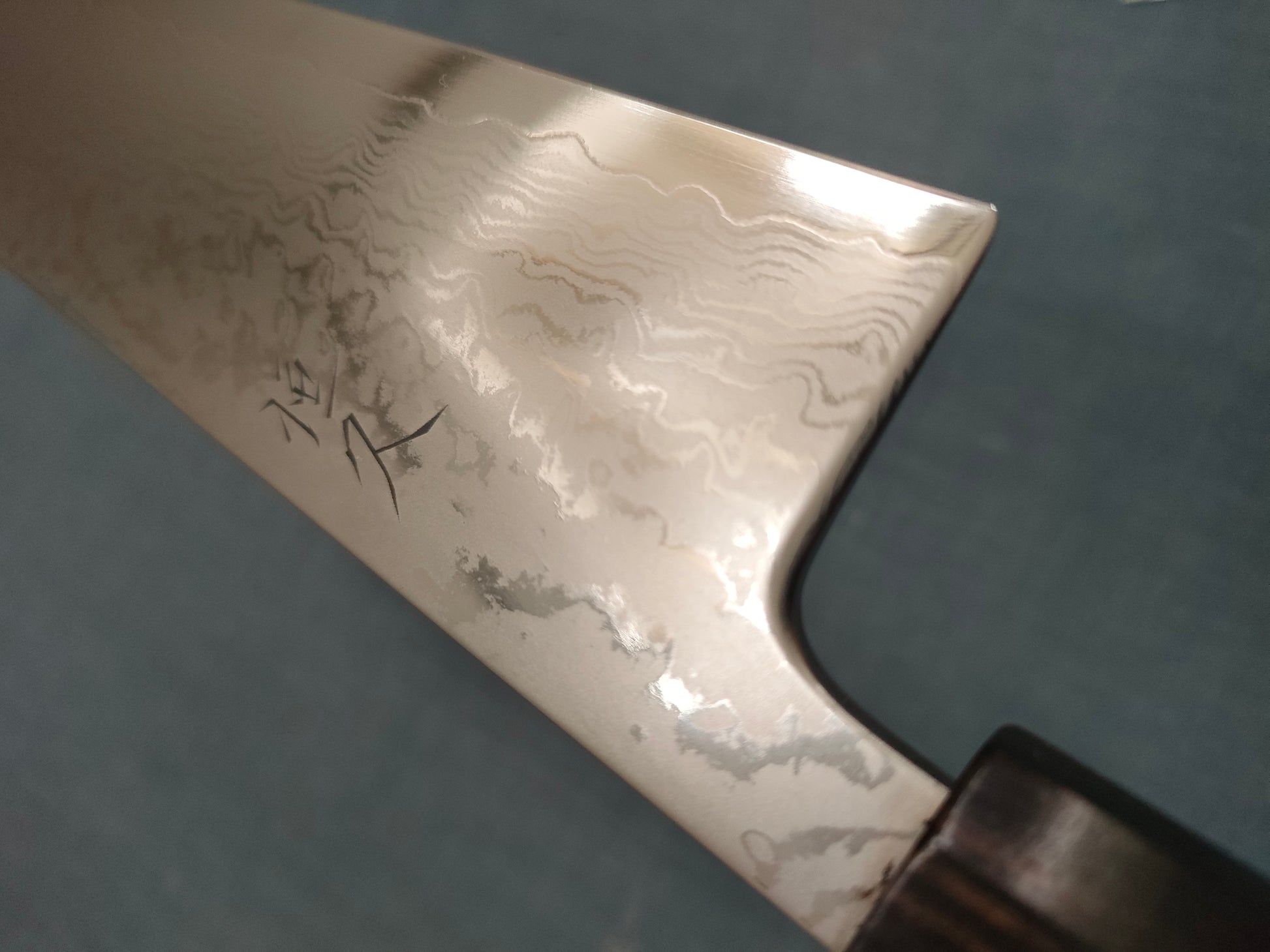 Tsunehisa | Forged VG10 Damascus | Gyuto 210mm | Ebony Horn