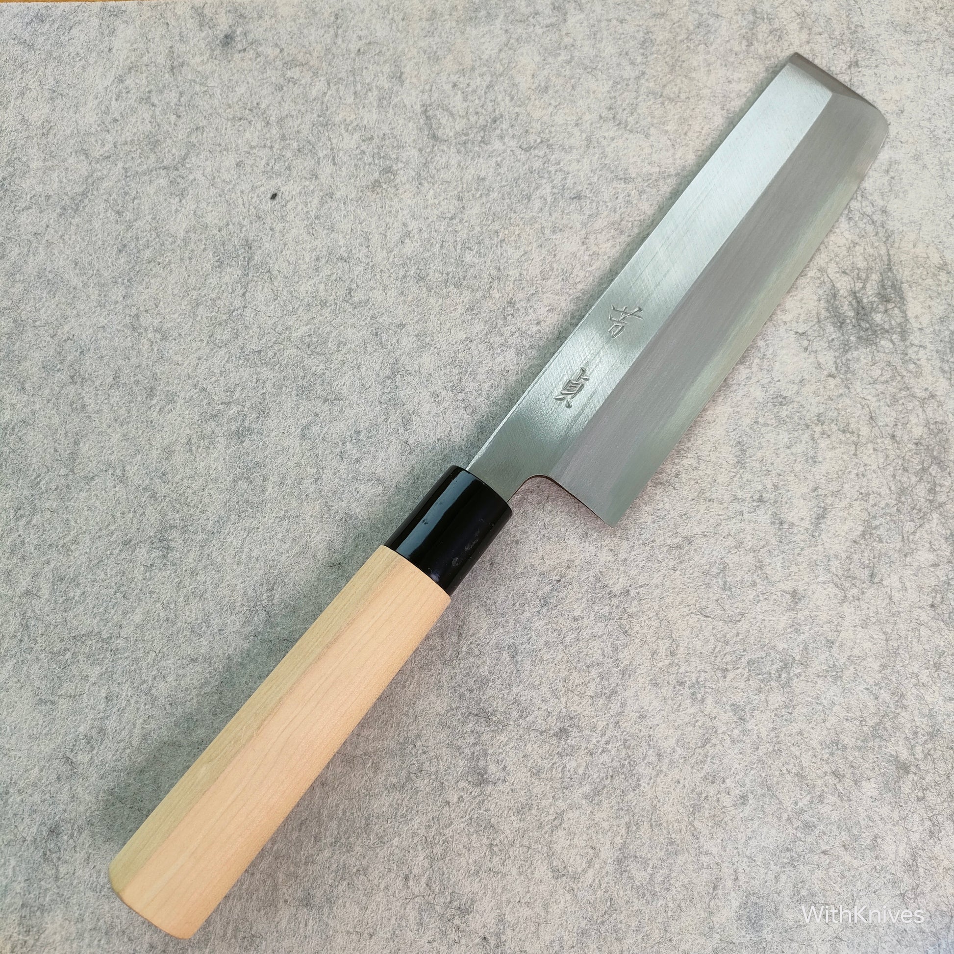 Sakai Yoshisada | Usuba 165mm | Carbon | Magnolia