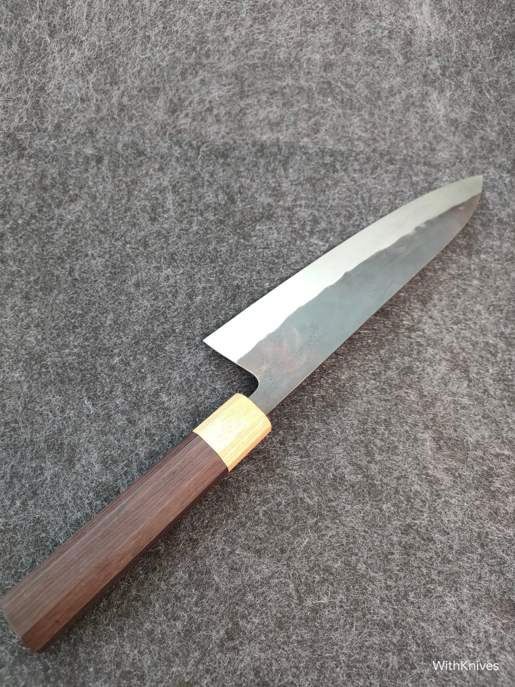 Isamitsu | Gyuto 210mm | Shirogami 1 | Rosewood
