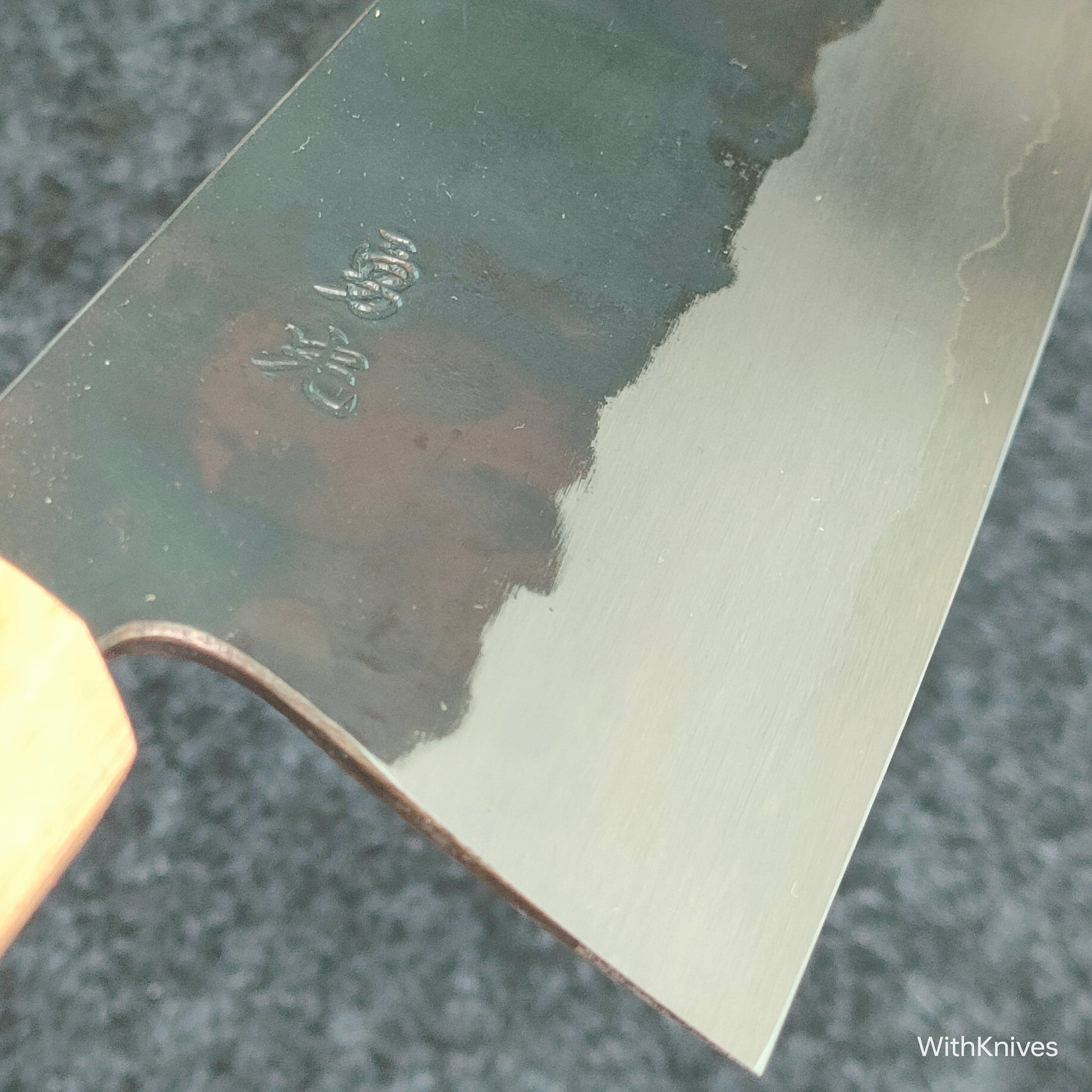 Isamitsu | Gyuto 210mm | Shirogami 1 | Rosewood